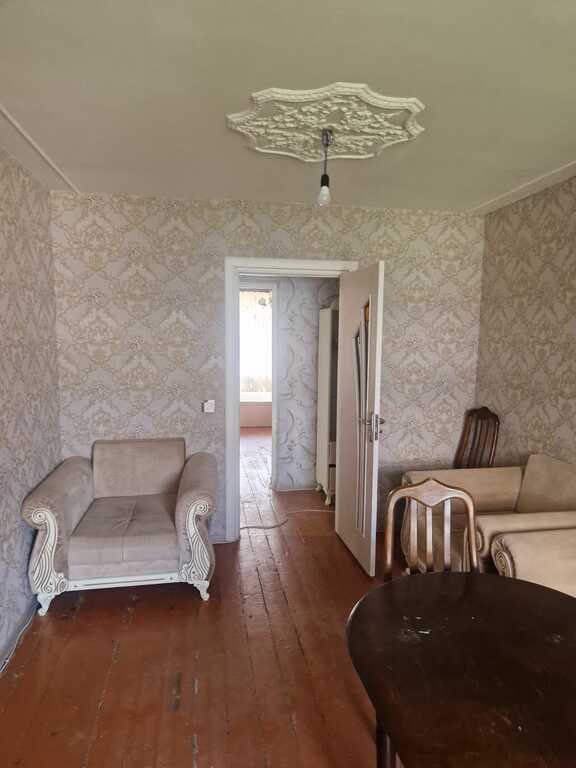 Satılır 2 otaqlı köhnə tikili, 55 m², Qara Qarayev m.-7