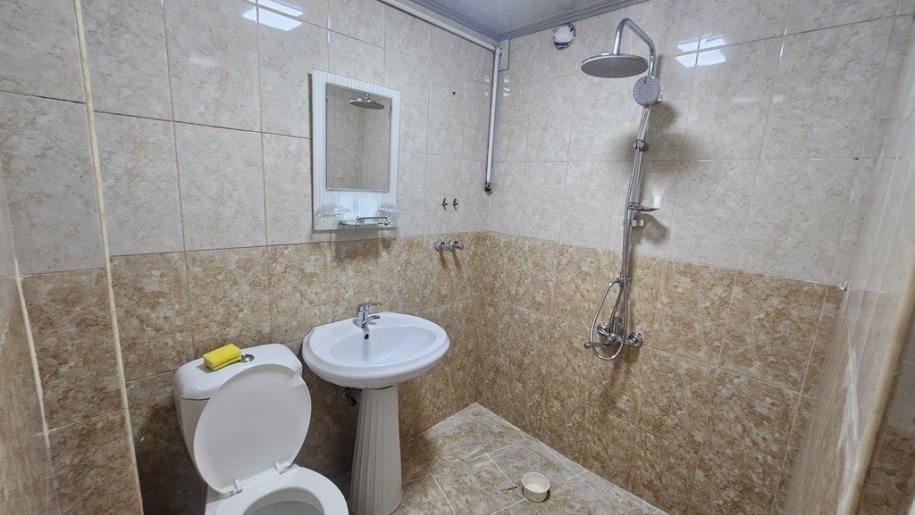 Satılır 1 otaqlı köhnə tikili, 37 m², Xalqlar dostluğu m.-10