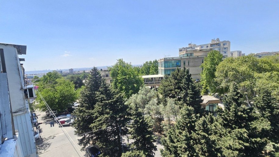 Satılır 1 otaqlı köhnə tikili, 37 m², Xalqlar dostluğu m.-17