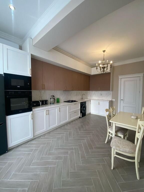 Kirayə verilir 3 otaqlı yeni tikili, 150 m², Xətai m.-9