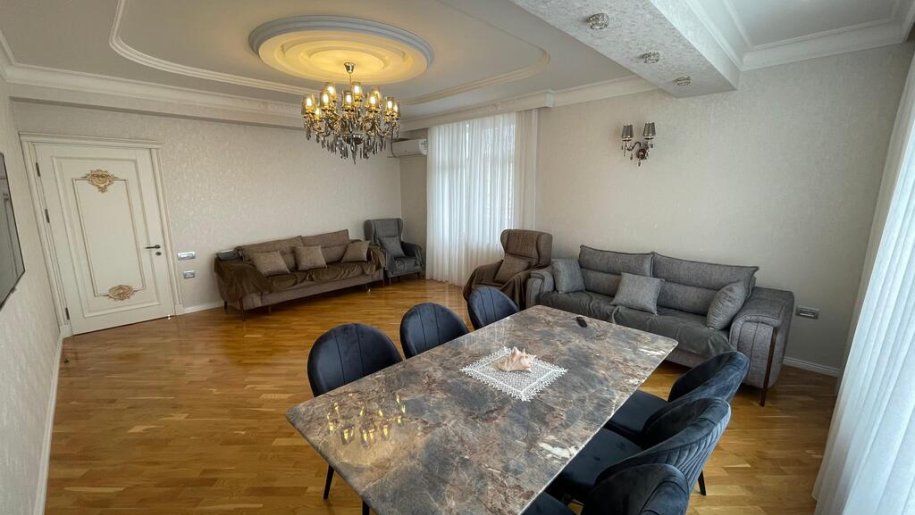 Kirayə verilir 3 otaqlı yeni tikili, 137 m², Badamdar-2