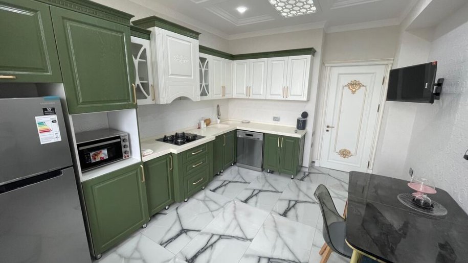 Kirayə verilir 3 otaqlı yeni tikili, 137 m², Badamdar-8