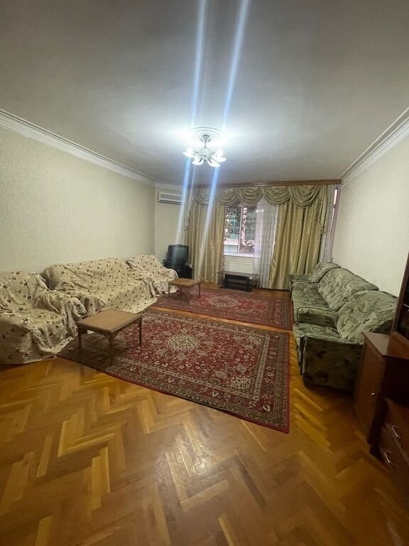 Kirayə verilir 3 otaqlı yeni tikili, 140 m², 8 noyabr-1