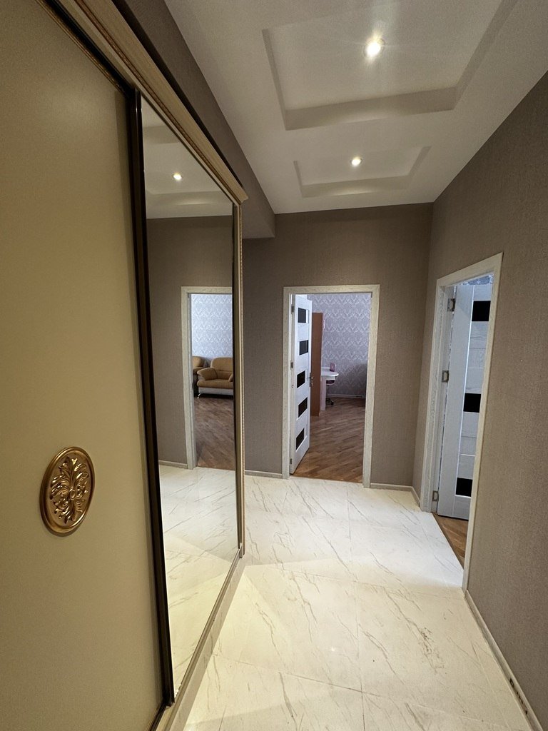 Kirayə verilir 3 otaqlı yeni tikili, 85 m², Xalqlar dostluğu m.-1