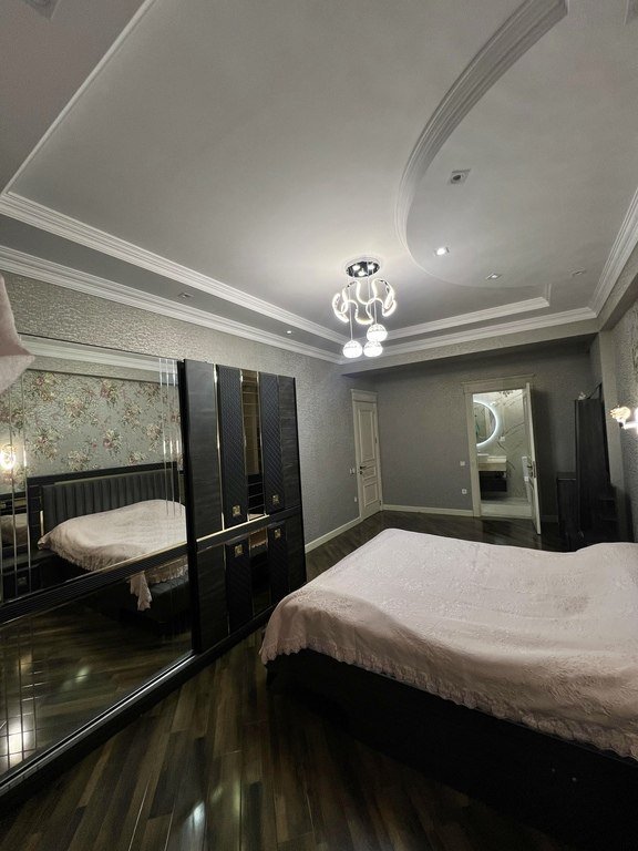 Satılır 4 otaqlı yeni tikili, 178.3 m², Elmlər Akademiyası m.-3