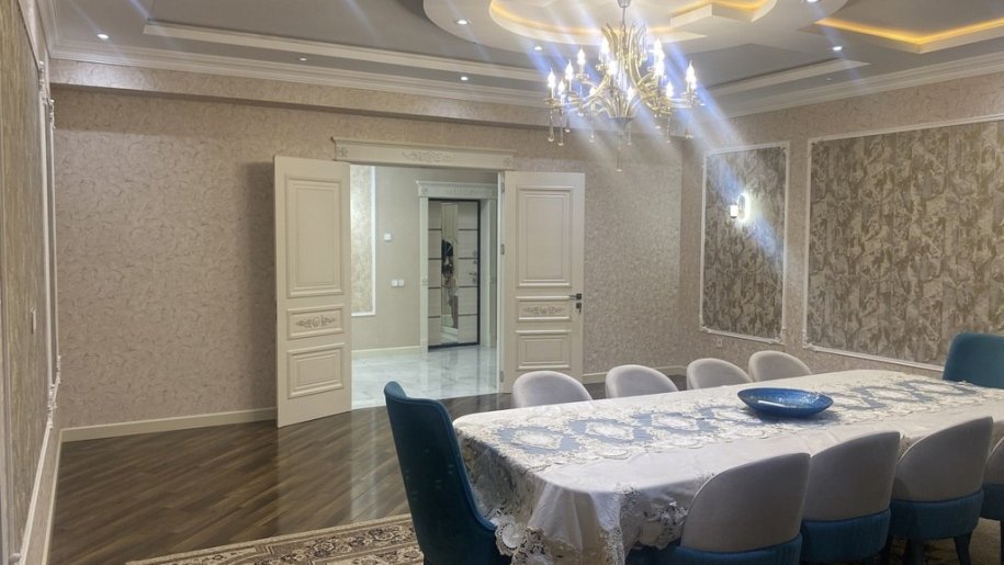 Satılır 4 otaqlı yeni tikili, 178.3 m², Elmlər Akademiyası m.-19