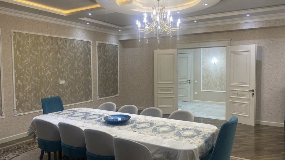 Satılır 4 otaqlı yeni tikili, 178.3 m², Elmlər Akademiyası m.-22
