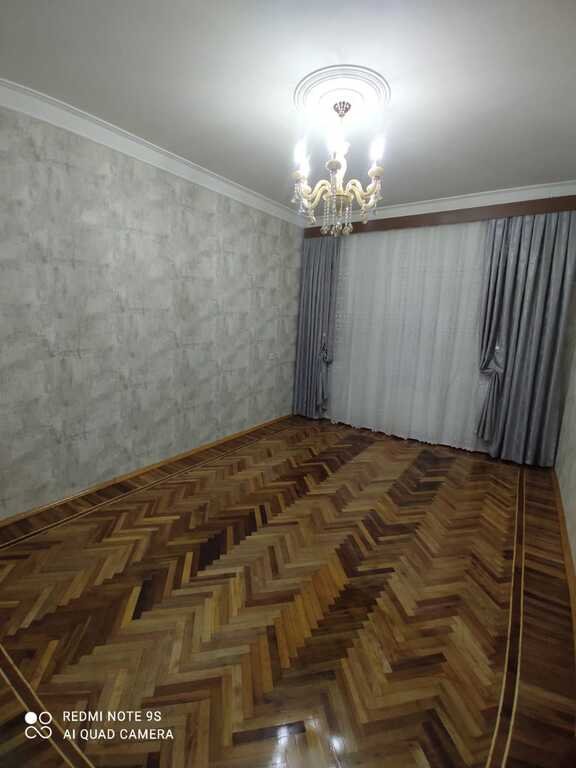 Satılır 3 otaqlı köhnə tikili, 85 m², Memar Əcəmi m.-4