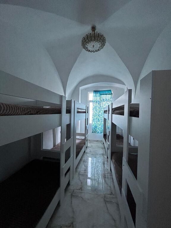 85 kv.m. obyekt icarəyə verilir, Sahil m.-1