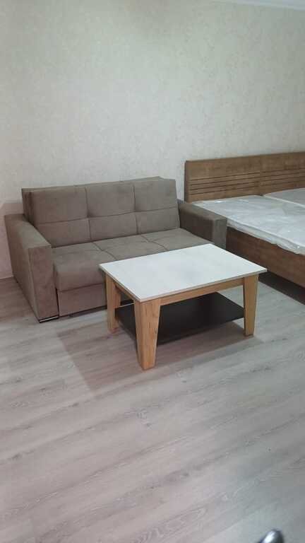 Kirayə verilir 1 otaqlı köhnə tikili, 40 m², Elmlər Akademiyası m.-3
