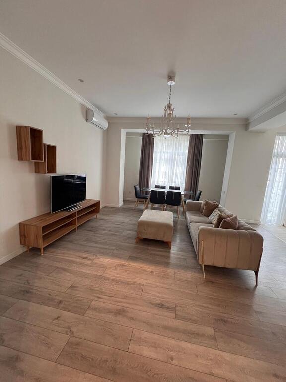 Kirayə verilir 3 otaqlı yeni tikili, 100 m², Elmlər Akademiyası m.-5