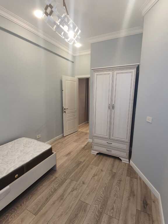 Kirayə verilir 3 otaqlı yeni tikili, 100 m², Elmlər Akademiyası m.-8