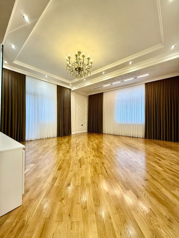 Satılır 3 otaqlı yeni tikili, 136 m², Xalqlar dostluğu m.-1