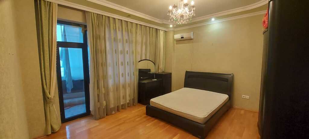 Kirayə verilir 3 otaqlı yeni tikili, 138 m², Gənclik m.-7