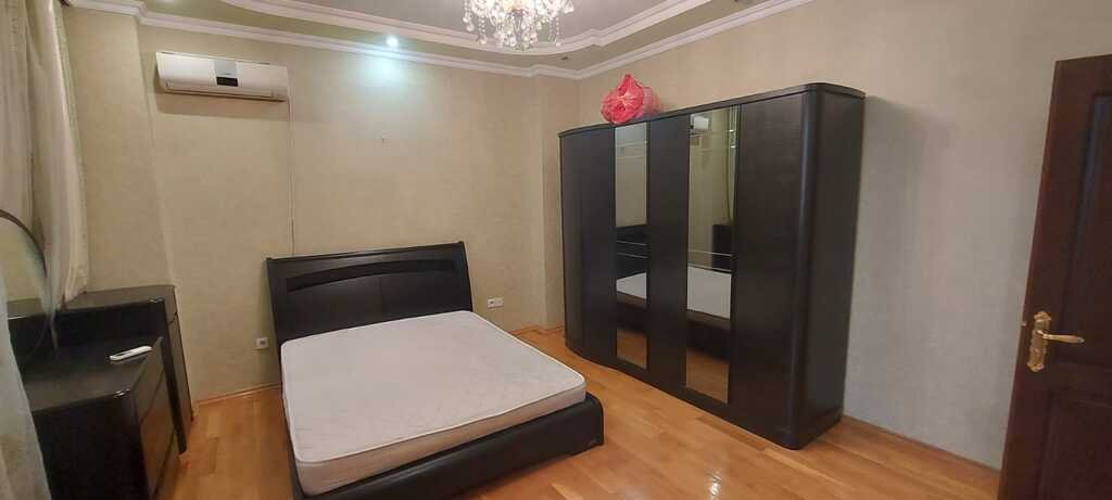 Kirayə verilir 3 otaqlı yeni tikili, 138 m², Gənclik m.-11