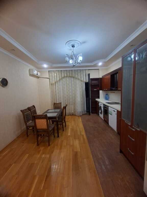 Kirayə verilir 3 otaqlı yeni tikili, 138 m², Gənclik m.-15