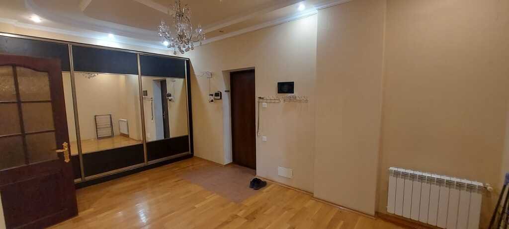 Kirayə verilir 3 otaqlı yeni tikili, 138 m², Gənclik m.-25
