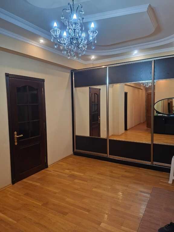 Kirayə verilir 3 otaqlı yeni tikili, 138 m², Gənclik m.-26