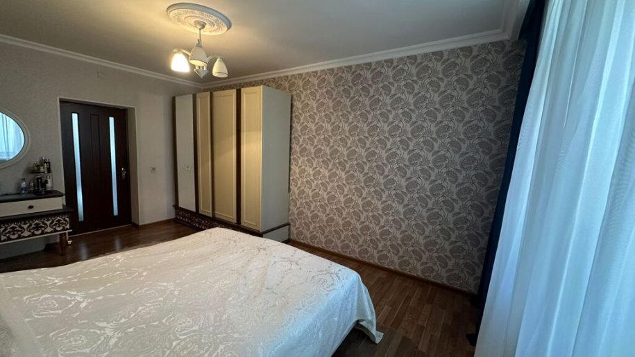 Satılır 3 otaqlı köhnə tikili, 90 m², Binəqədi-11