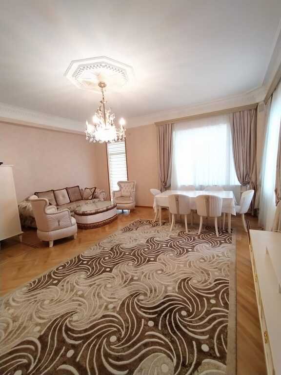 Kirayə verilir 3 otaqlı yeni tikili, 130 m², 8-ci mikrorayon-2