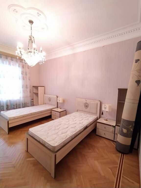 Kirayə verilir 3 otaqlı yeni tikili, 130 m², 8-ci mikrorayon-7