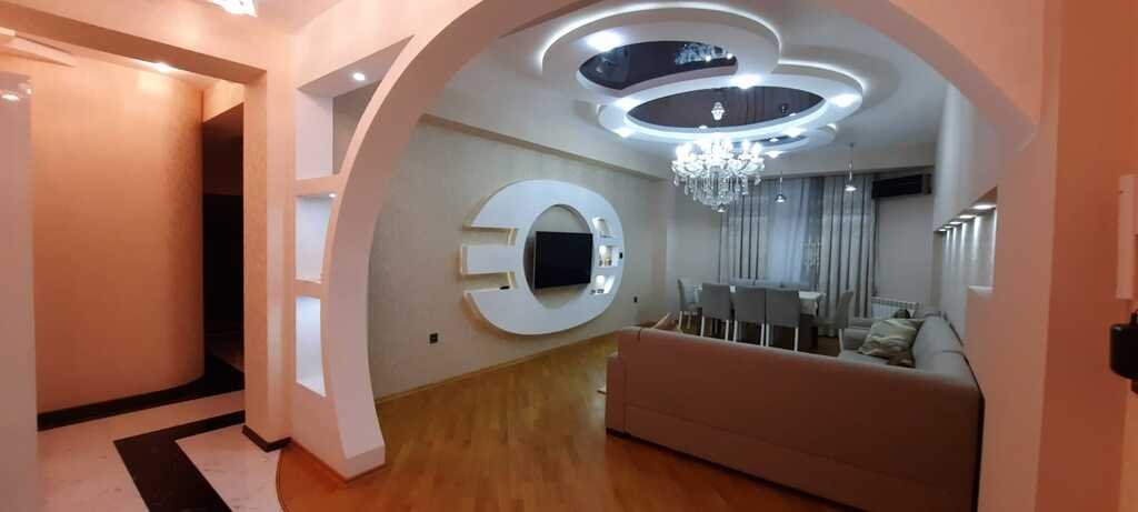 Kirayə verilir 3 otaqlı yeni tikili, 108 m², Neftçilər m.-4
