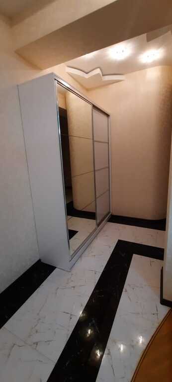 Kirayə verilir 3 otaqlı yeni tikili, 108 m², Neftçilər m.-9