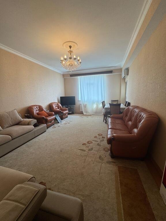 Kirayə verilir 3 otaqlı yeni tikili, 130 m², Memar Əcəmi m.-3