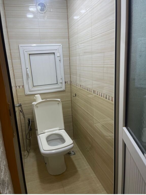 Kirayə verilir 2 otaqlı köhnə tikili, 50 m², Memar Əcəmi m.-4