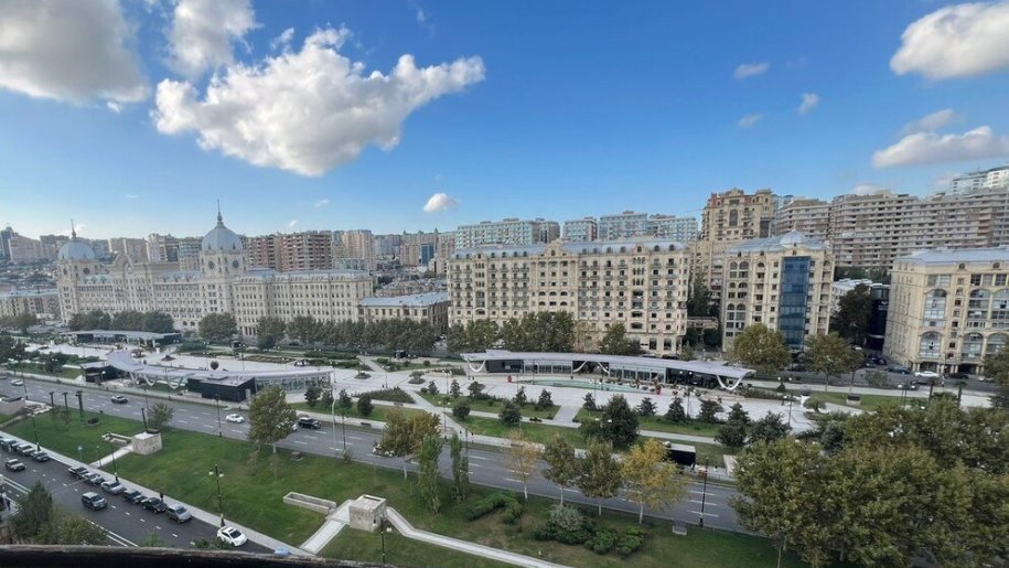 Kirayə verilir 3 otaqlı yeni tikili, 130 m², Sahil m.-2
