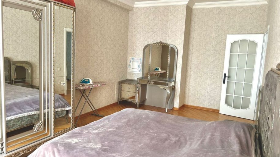 Kirayə verilir 3 otaqlı yeni tikili, 130 m², Sahil m.-6