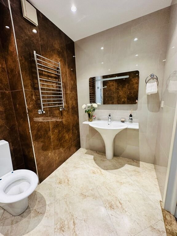 Satılır 5 otaqlı yeni tikili, 210 m², 28 May m.-21