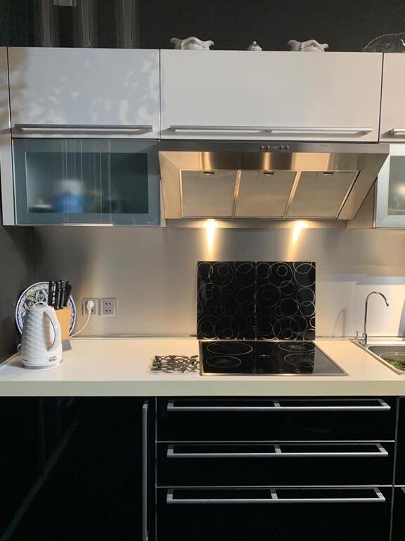 Satılır 3 otaqlı yeni tikili, 125 m², İçərişəhər m.-15
