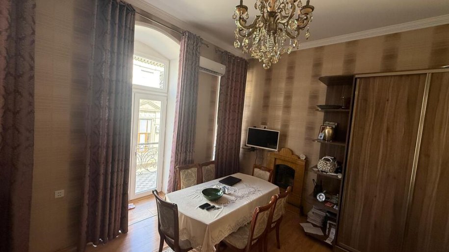 Satılır 1 otaqlı köhnə tikili, 35 m², Sahil m.-2