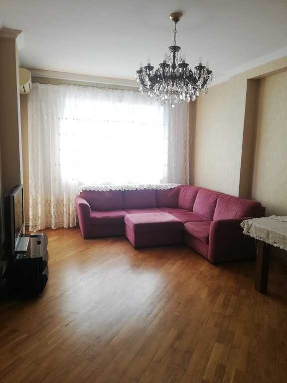 Kirayə verilir 2 otaqlı köhnə tikili, 77 m², 8 noyabr-1