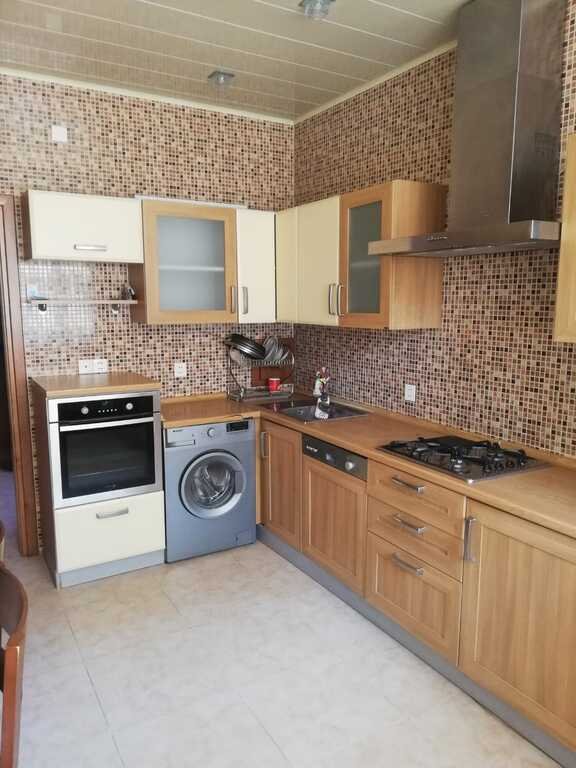 Kirayə verilir 2 otaqlı köhnə tikili, 77 m², 8 noyabr-8
