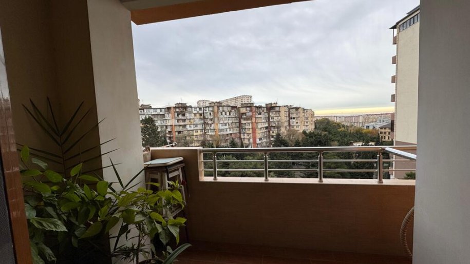 Satılır 5 otaqlı köhnə tikili, 120 m², Əhmədli m.-8