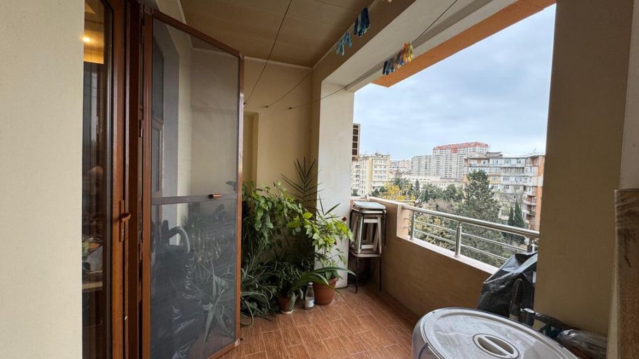 Satılır 5 otaqlı köhnə tikili, 120 m², Əhmədli m.-19