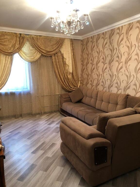 Kirayə verilir 1 otaqlı köhnə tikili, 38 m², Elmlər Akademiyası m.-2