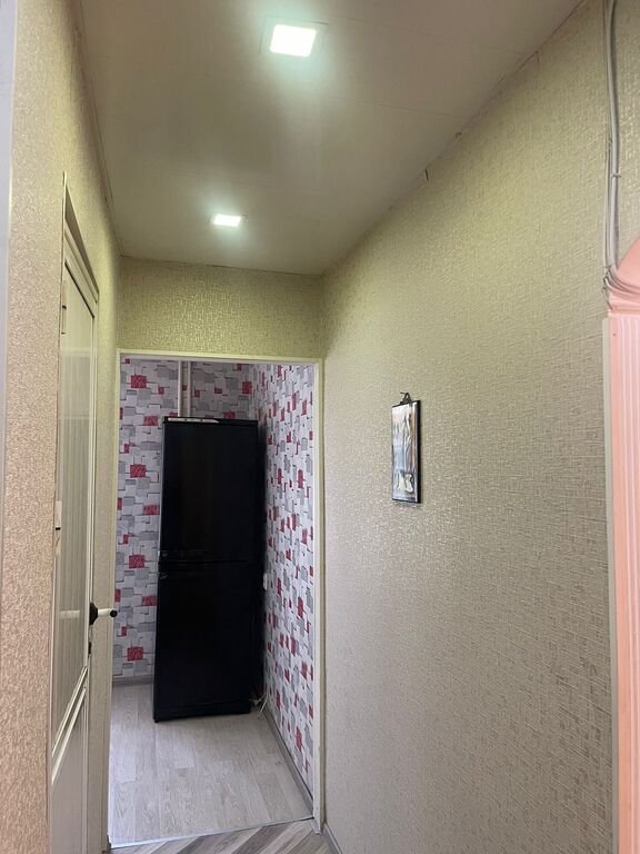 Kirayə verilir 1 otaqlı köhnə tikili, 38 m², Elmlər Akademiyası m.-11
