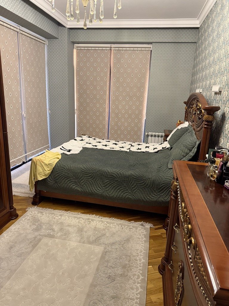 Satılır 4 otaqlı yeni tikili, 162 m², Qara Qarayev m.-12