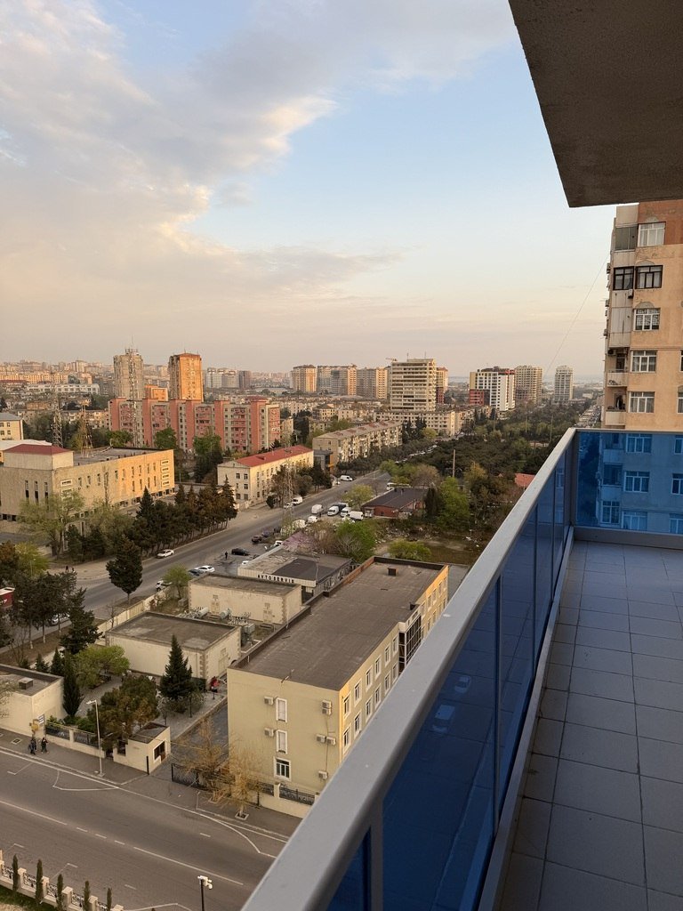 Satılır 4 otaqlı yeni tikili, 162 m², Qara Qarayev m.-23