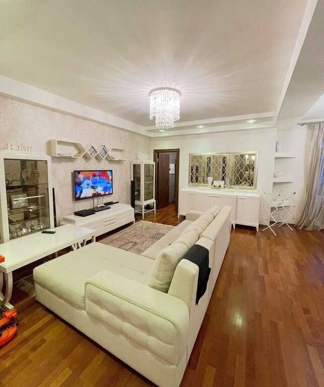 Kirayə verilir 3 otaqlı yeni tikili, 100 m², 8 noyabr-1