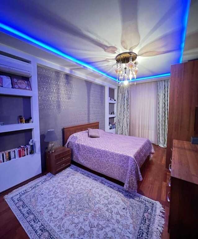 Kirayə verilir 3 otaqlı yeni tikili, 100 m², 8 noyabr-6