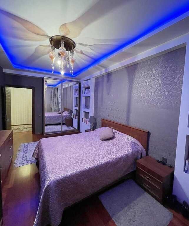 Kirayə verilir 3 otaqlı yeni tikili, 100 m², 8 noyabr-7