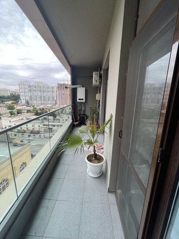 Satılır 2 otaqlı yeni tikili, 67 m², 8 noyabr-12