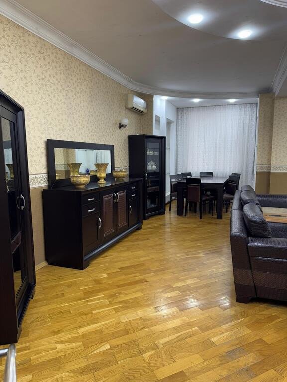 Satılır 4 otaqlı yeni tikili, 160 m², Memar Əcəmi m.-1