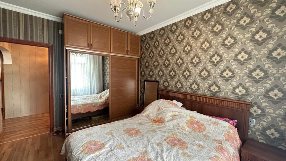 Satılır 5 otaqlı köhnə tikili, 120 m², Əhmədli m.-7