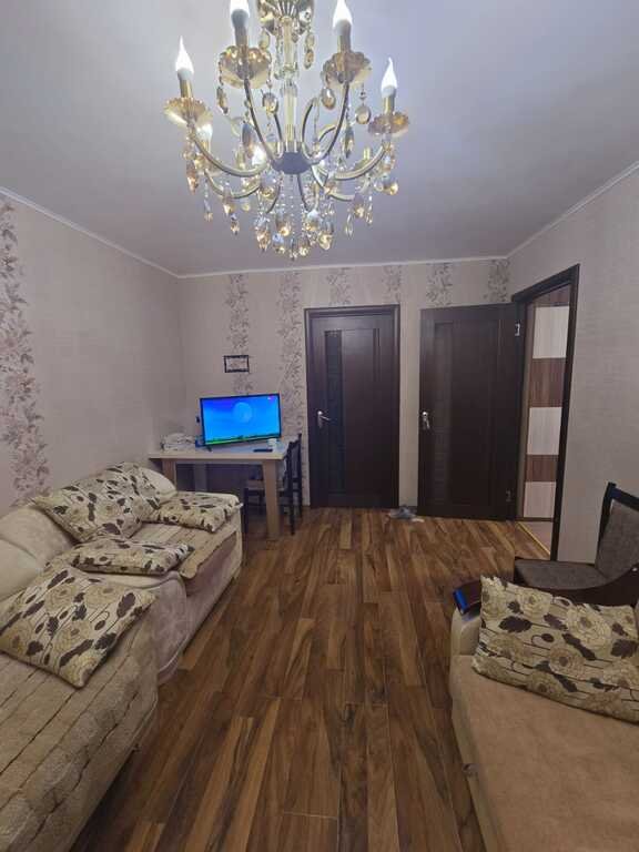 Kirayə verilir 4 otaqlı köhnə tikili, 75 m², Nəriman Nərimanov m.-2