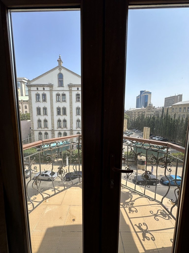 Satılır 3 otaqlı yeni tikili, 80 m², 28 May m.-3